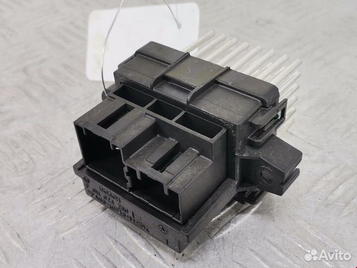 Сопротивление печки Opel Astra H/Family рест. 2010