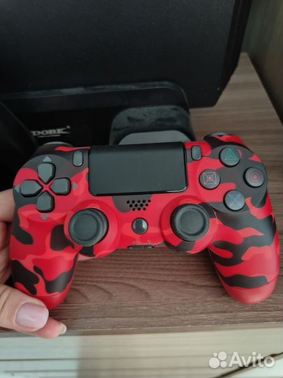 Sony PS4+док станция+геймпады