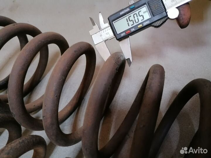 Пружина задняя Opel Monterey A 1992-1998