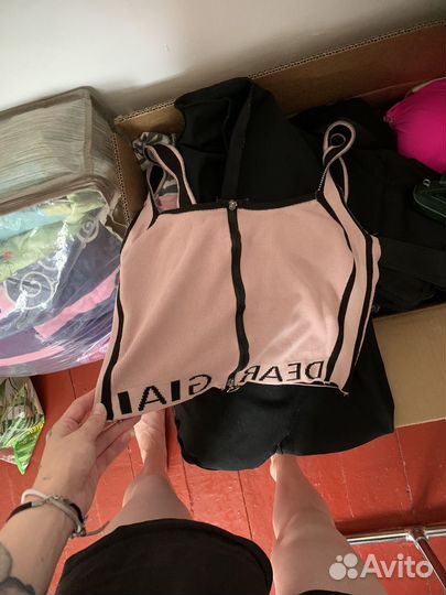 Коробка женских вещей