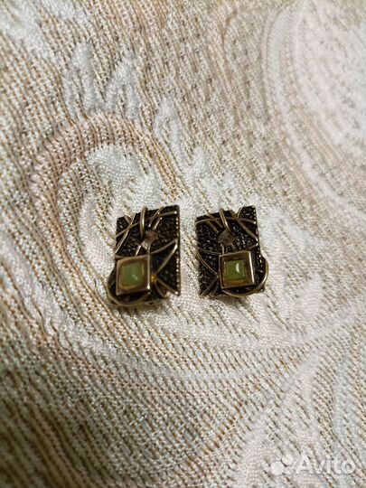 Серьги с нефритом серебро