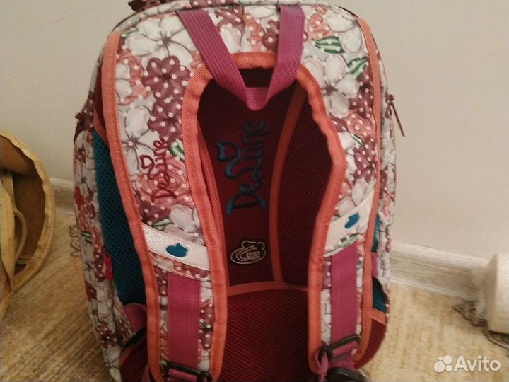 Рюкзак школьный для девочки