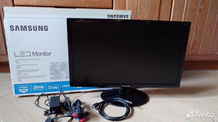 Монитор Samsung s24d300h 24