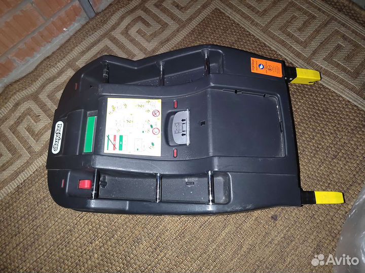Автолюлька Peg perego с базой isofix