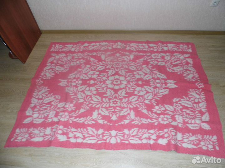 Покрывала и пледы