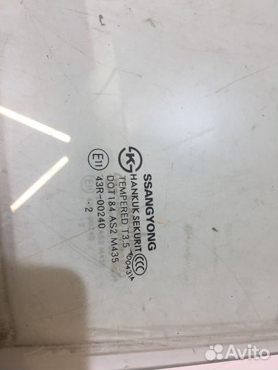 Стекло двери переднее левое (SsangYong Actyon)