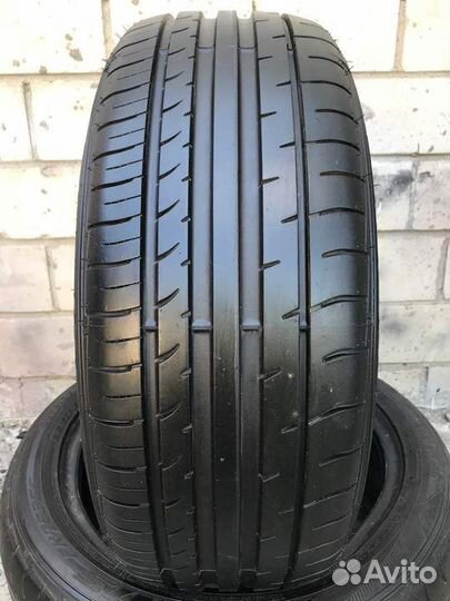 Falken Azenis FK-453CC 215/50 R18