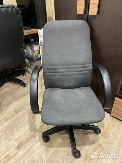 Компьютерное кресло