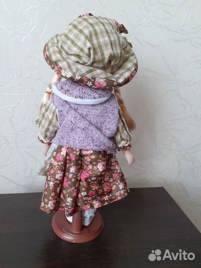Кукла фарфоровая коллекционная Porcelain doll