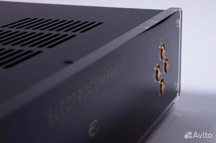 Интегральный усилитель electrocompaniet ECI 80D black