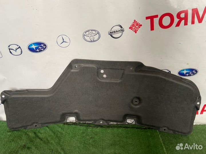 Обшивка капота Nissan Bluebird Sylphy G11