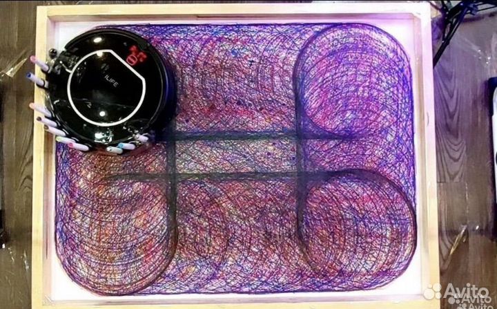 Картина робот пылесосом