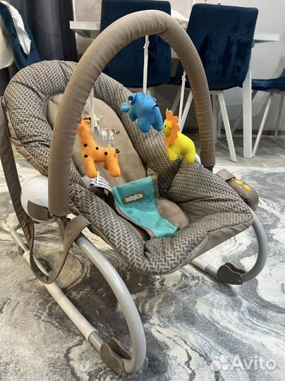 Шезлонг детский с вибрацией