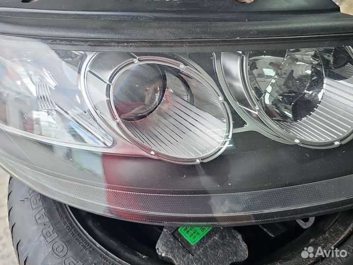 Фара Hyundai Santa Fe 2005-2010 оригинал