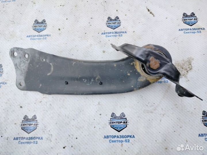 Рычаг задний правый Volkswagen Tiguan 1