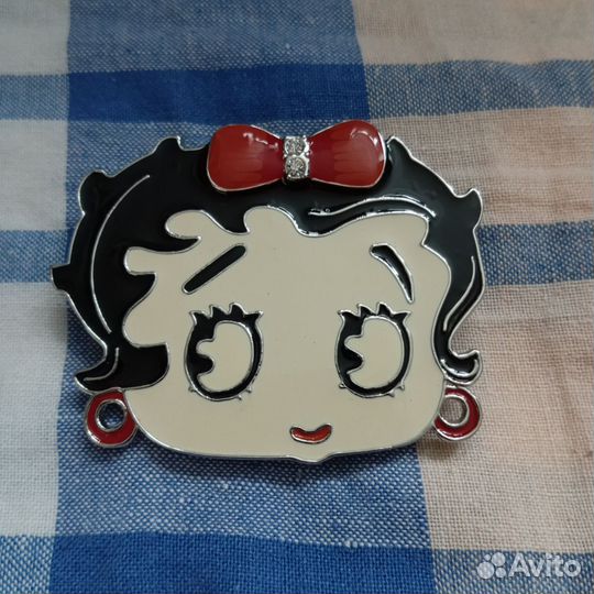Пряжка betty boop
