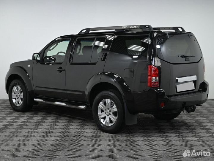 Nissan Pathfinder 2.5 AT, 2008, 137 238 км