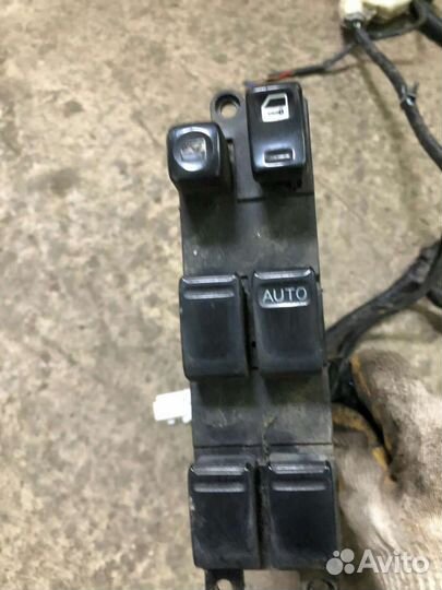 Блок стеклоподъёмников nissan cefiro