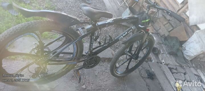 Продам велосипед новый BMW