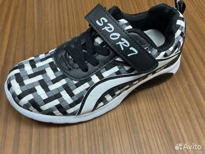 Кроссовки новые 29-39