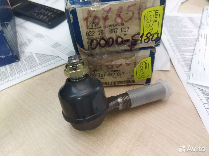 Наконечник рулевой тяги правый Volkswagen LT