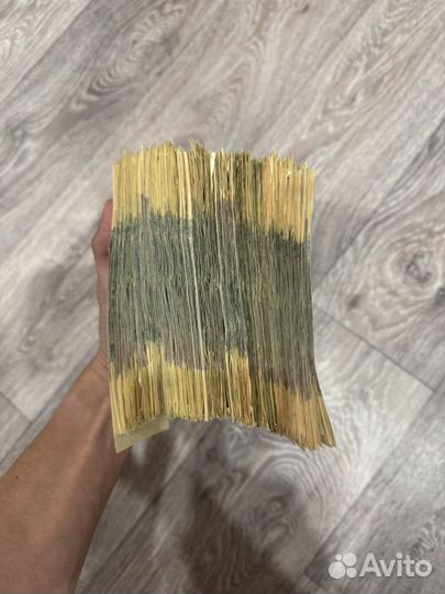 10рублей бумажные 1997г