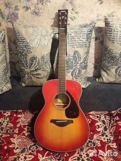 Гитара Yamaha fg820