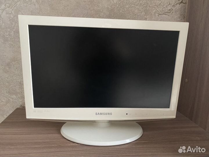 Телевизор samsung