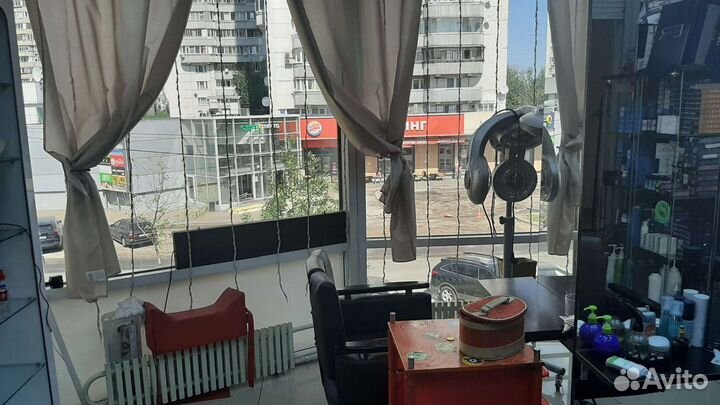 Парикмахерское кресло,рабочее место