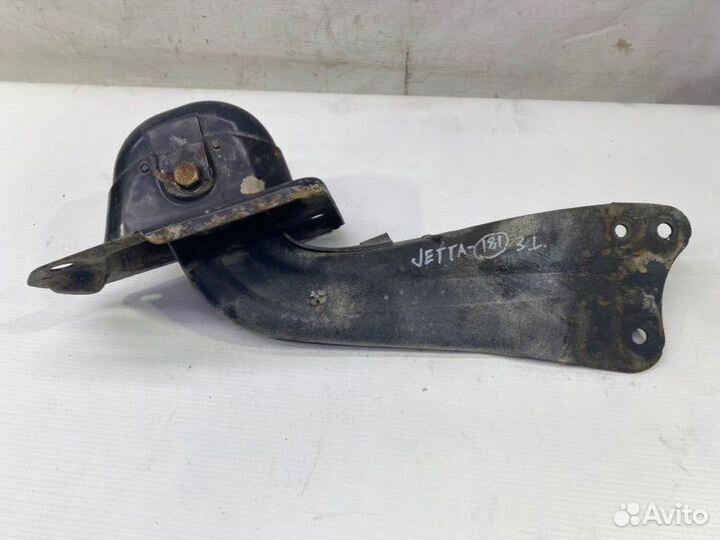 Рычаг задний левый Volkswagen Jetta 1K2 BSE 2007