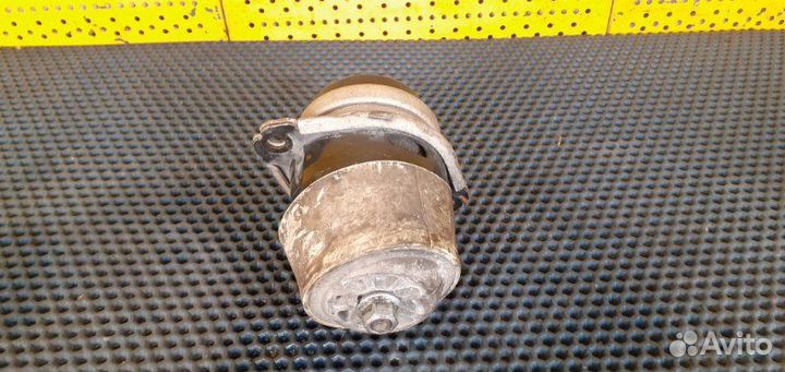 Подушка двигателя Volkswagen Touareg 7L