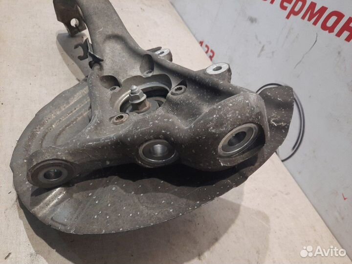 Кулак поворотный передний правый Bmw X5 E70