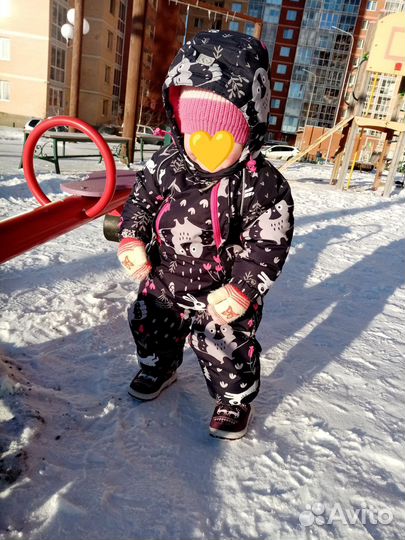 Зимний комбинезон для девочки