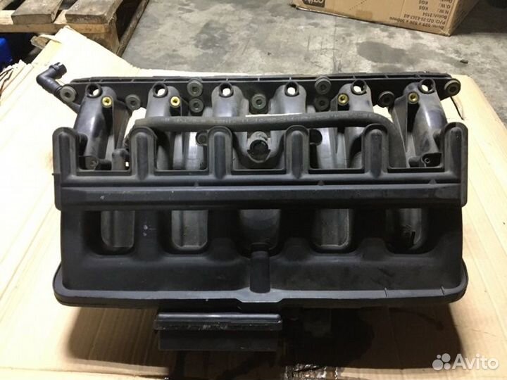 Коллектор впускной Bmw 5 E60 M54B25 2.5 2003-2010