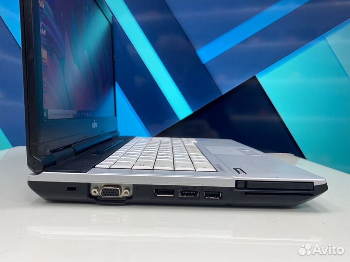 Ноутбук Fujitsu 14