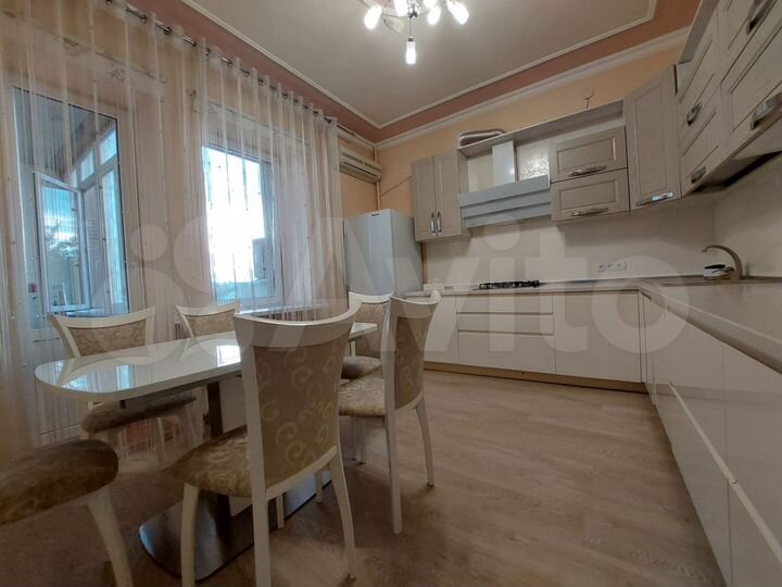 2-к. квартира, 95 м², 2/9 эт.