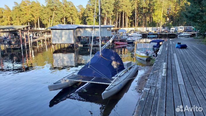 Парусный катамаран