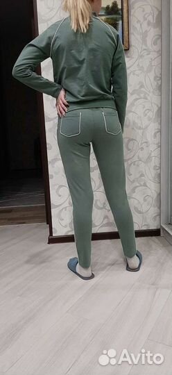 Костюм спортивный