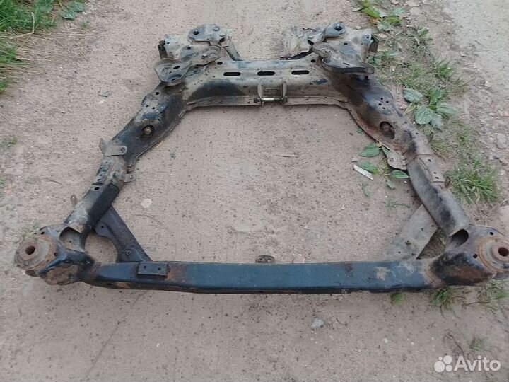 Передний подрамник Mazda 6 gg