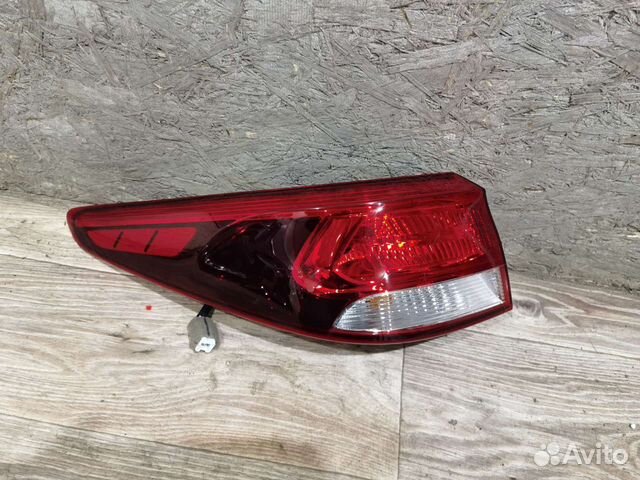 Фонарь наружний левый kia rio 4