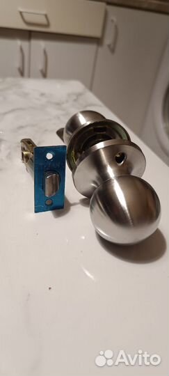 Дверные ручки