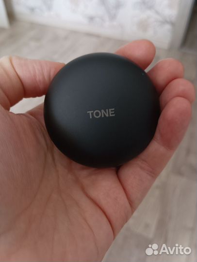 Беспроводные наушники LG