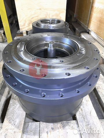 Редуктор хода Volvo EC140LC