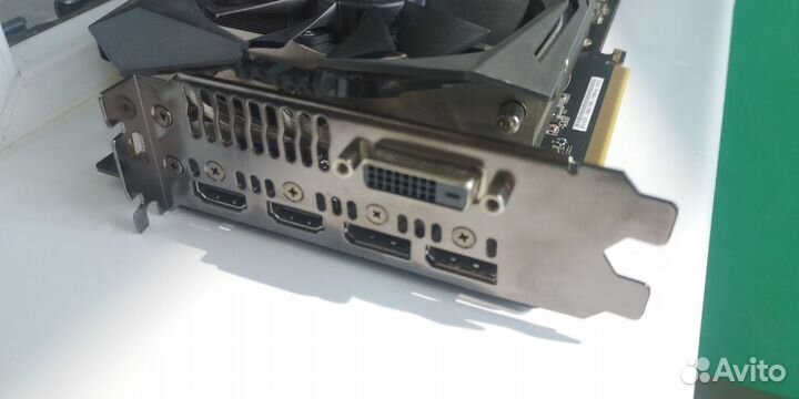 Топовая Asus GTX 1070ti 8gb