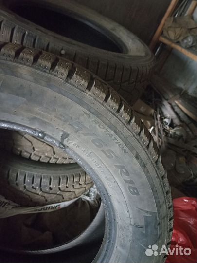 Pirelli Ice Zero 235/65 R18