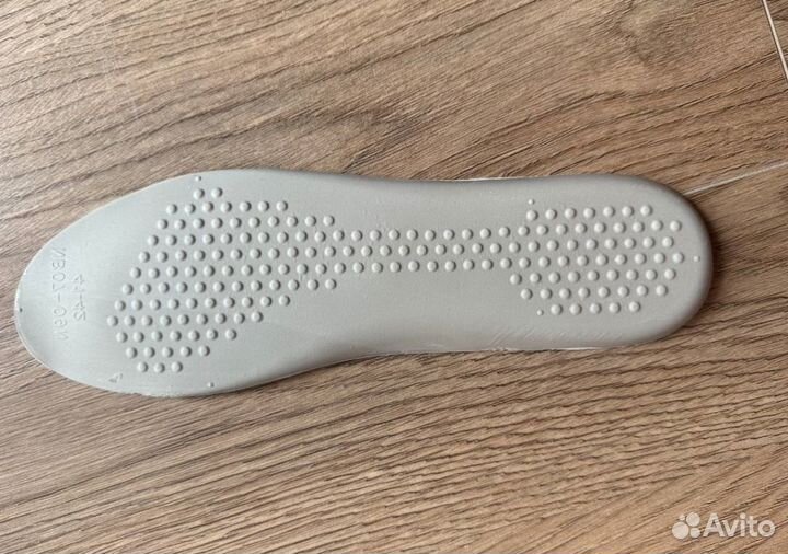 Кеды Alexander Mcqueen белые