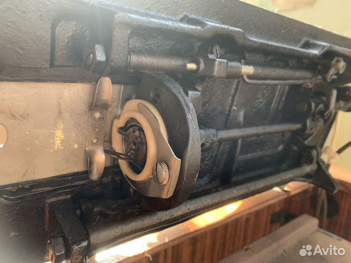 Швейная машинка ножная пмз