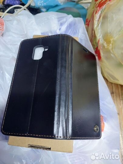 Samsung A8Кожанный чехол и прозрасный флип