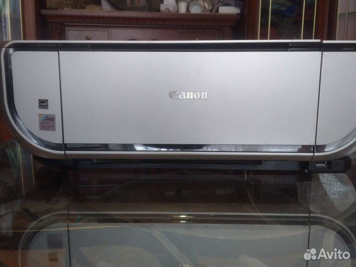 Цветн. лазерн. принтер с картриджем