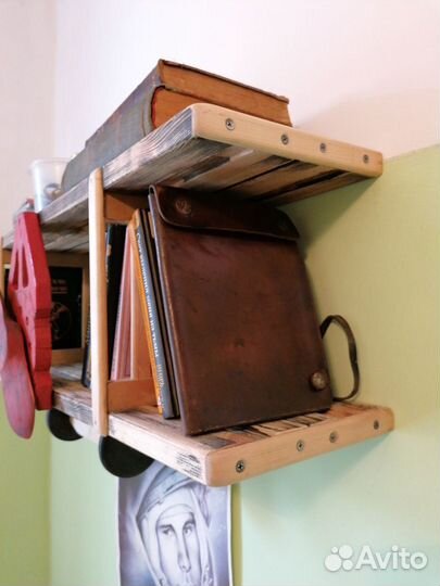 Полка настенная 